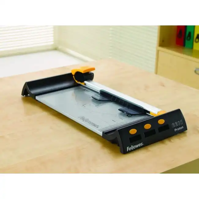 Trimmer, A4, maxim 10 coli, FELLOWES Proton